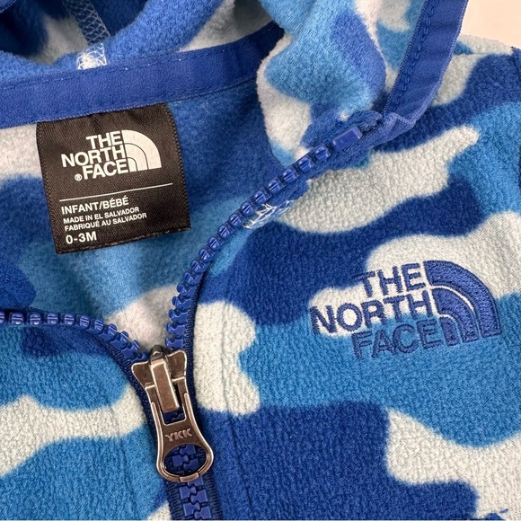 North Face Baby Fleece Zip Up Jacket Size 0-3 months - Picture 2 of 3